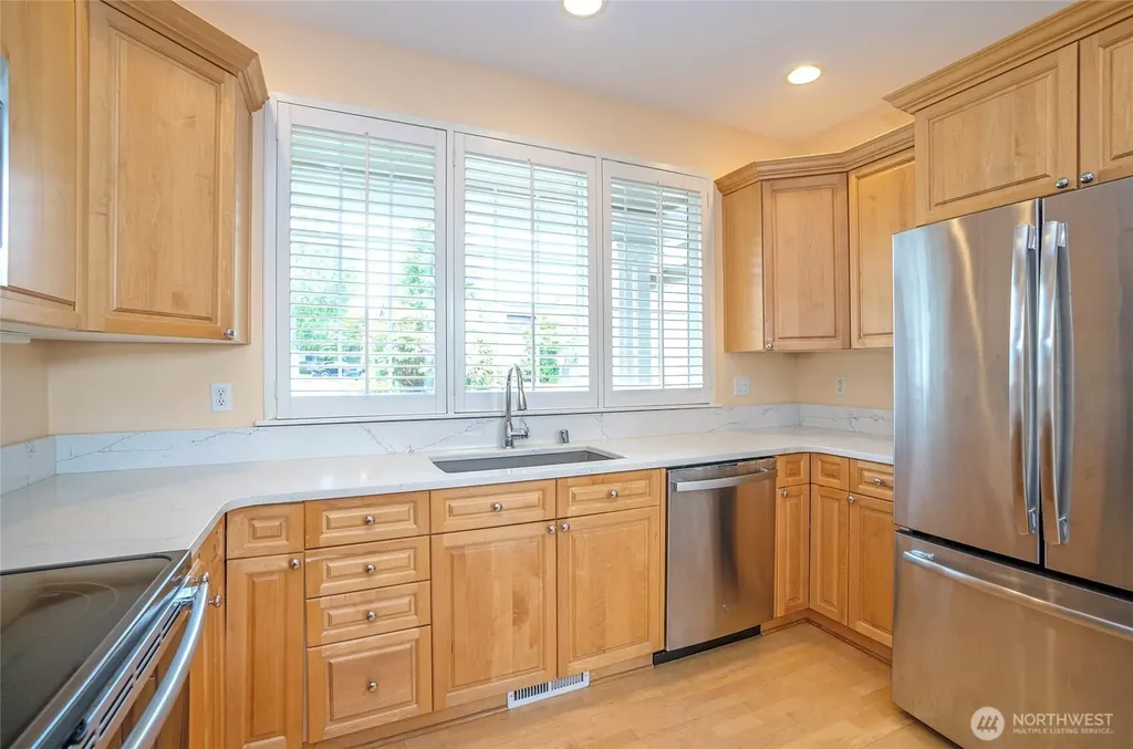 4008 42nd Street NE Tacoma WA 98422
