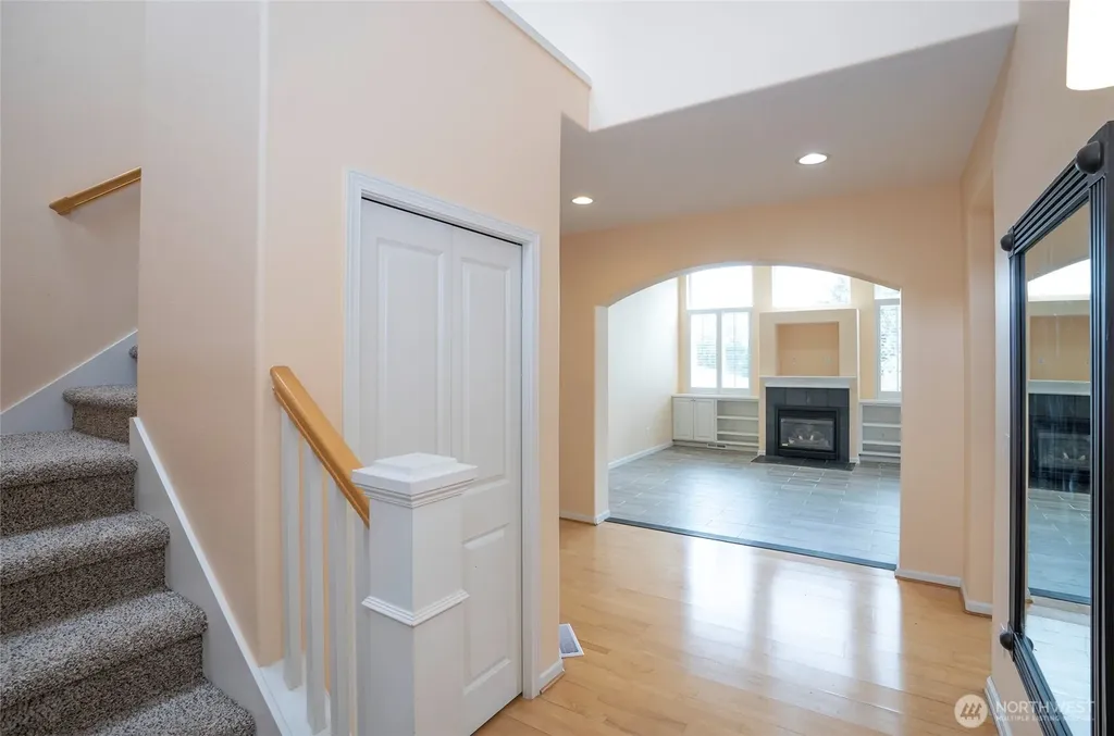 4008 42nd Street NE Tacoma WA 98422