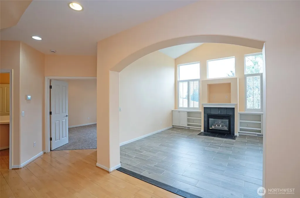 4008 42nd Street NE Tacoma WA 98422
