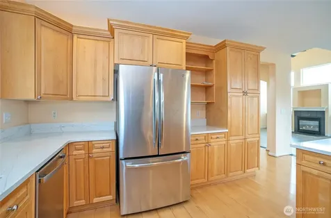 4008 42nd Street NE Tacoma WA 98422
