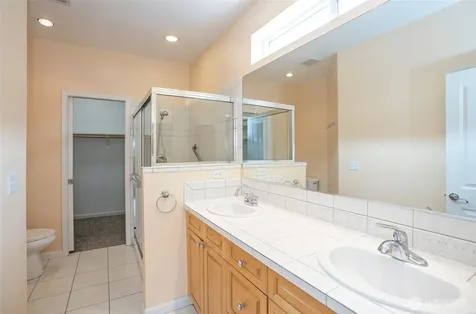 4008 42nd Street NE Tacoma WA 98422
