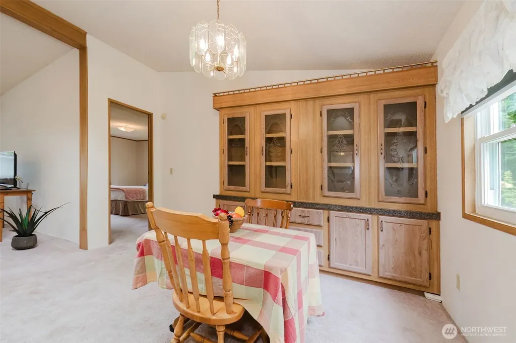 881 E Cedar Street Belfair WA 98528