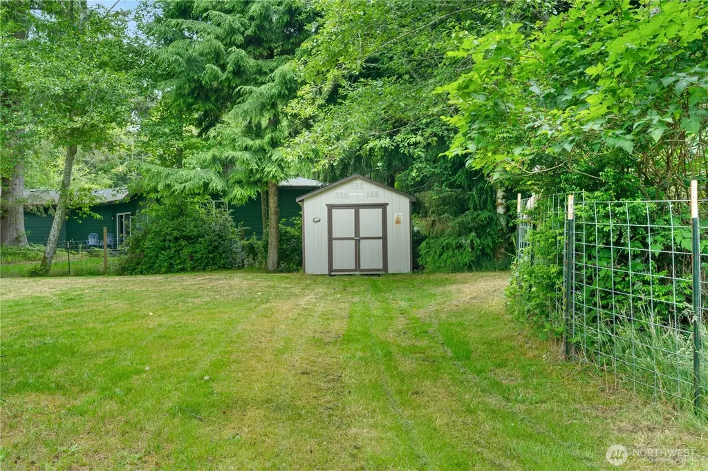 127 Glover Court NE Ocean Shores WA 98569