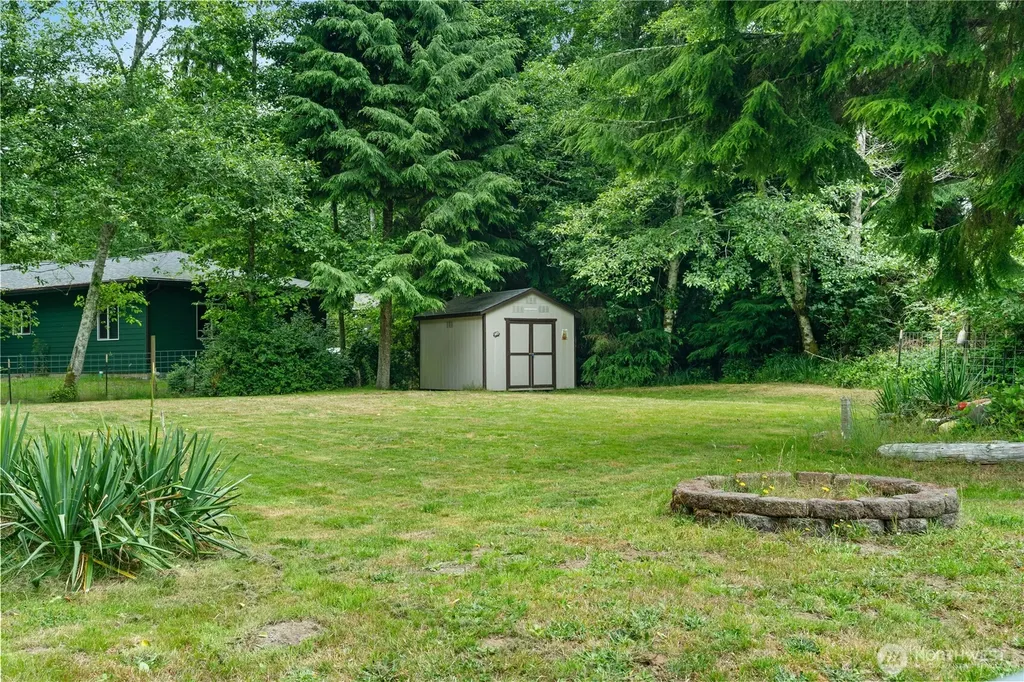 127 Glover Court NE Ocean Shores WA 98569