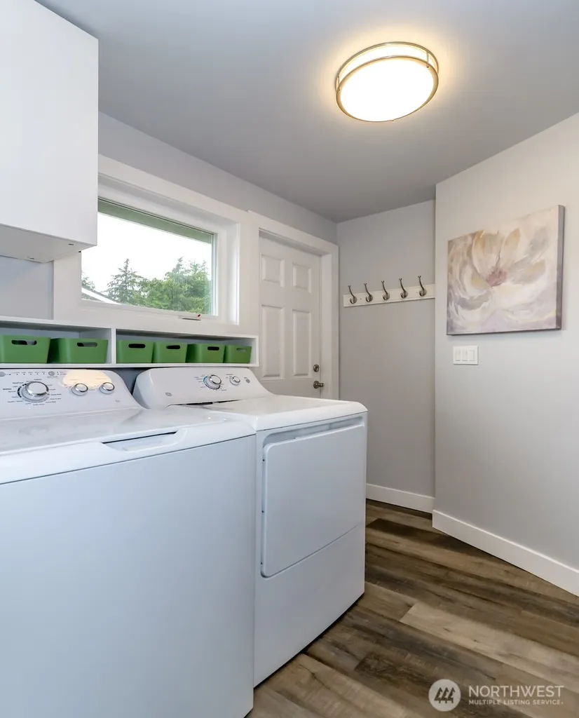 2536 S 365th Place Federal Way WA 98003