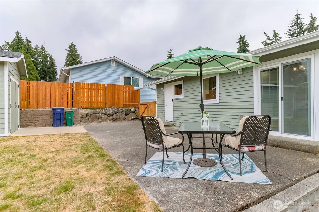2536 S 365th Place Federal Way WA 98003