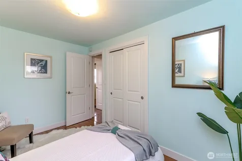 2536 S 365th Place Federal Way WA 98003