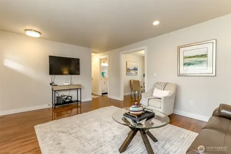 2536 S 365th Place Federal Way WA 98003