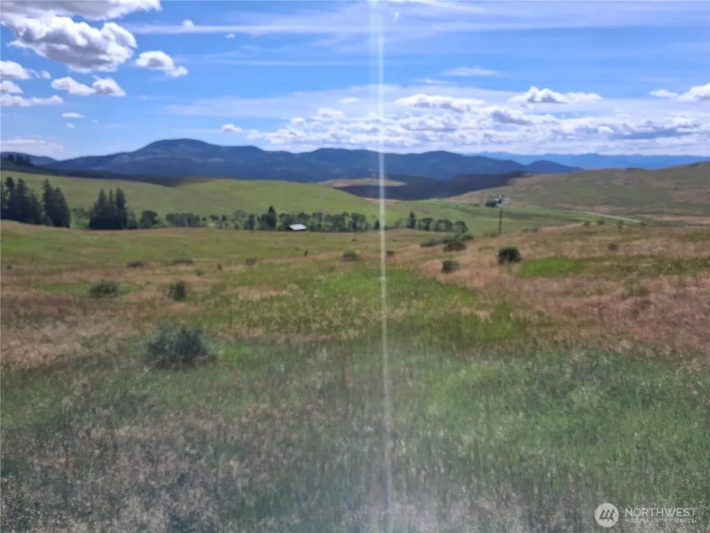 1 Fletcher/rd 225 Road Oroville WA 98840
