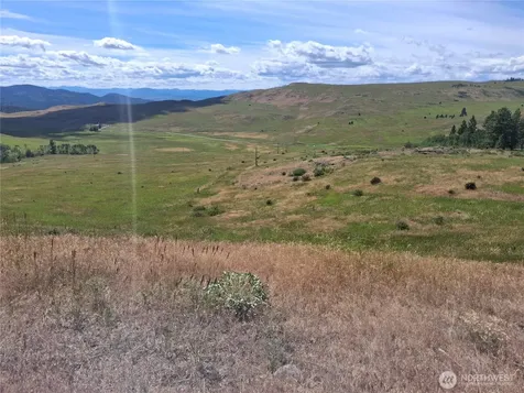 1 Fletcher/rd 225 Road Oroville WA 98840