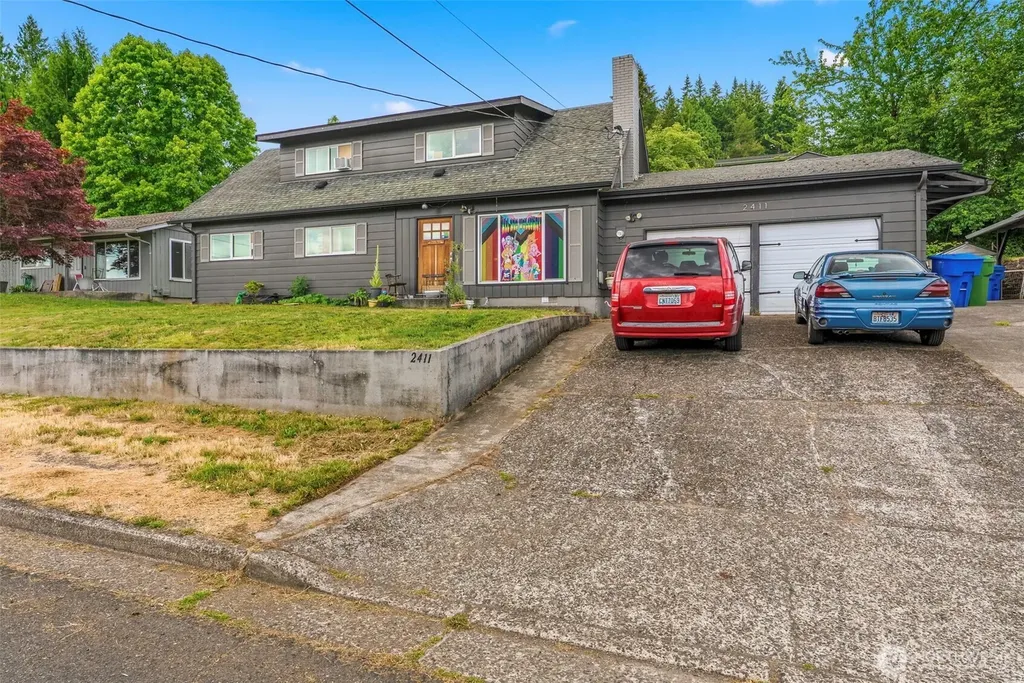 2411 Burcham Street Kelso WA 98626
