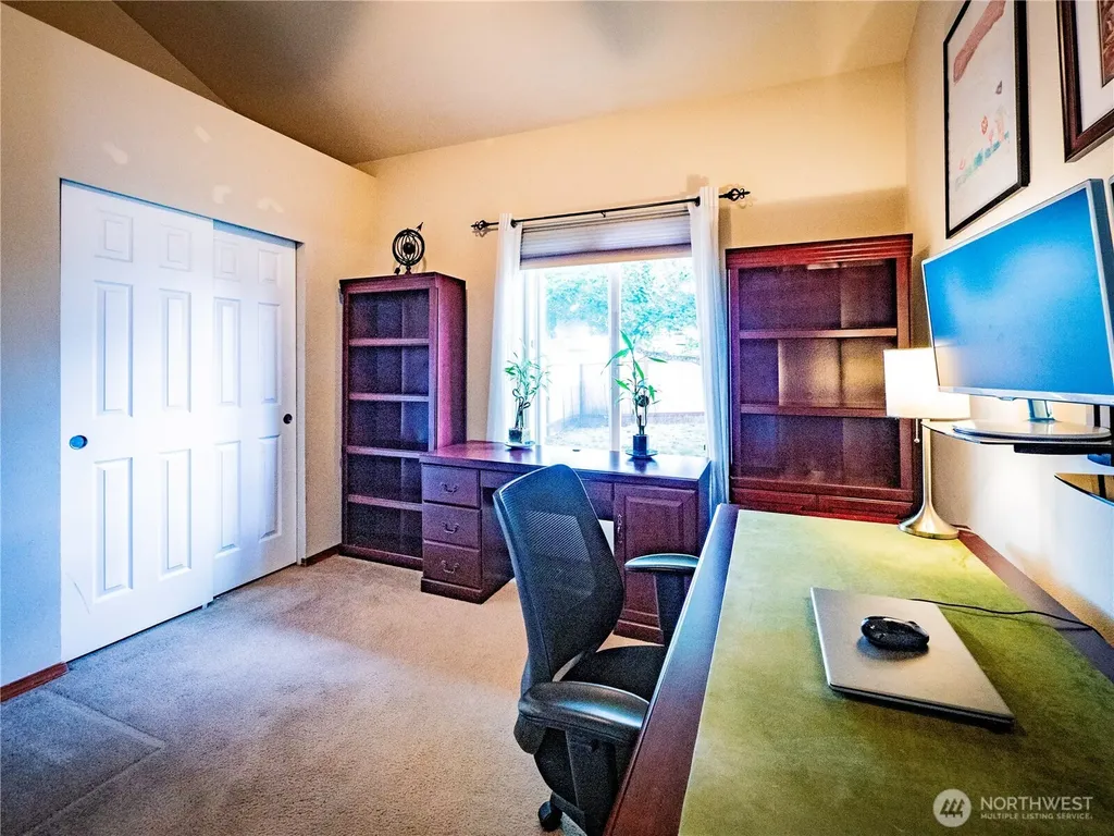 9121 Paradise View Street SE Yelm WA 98597