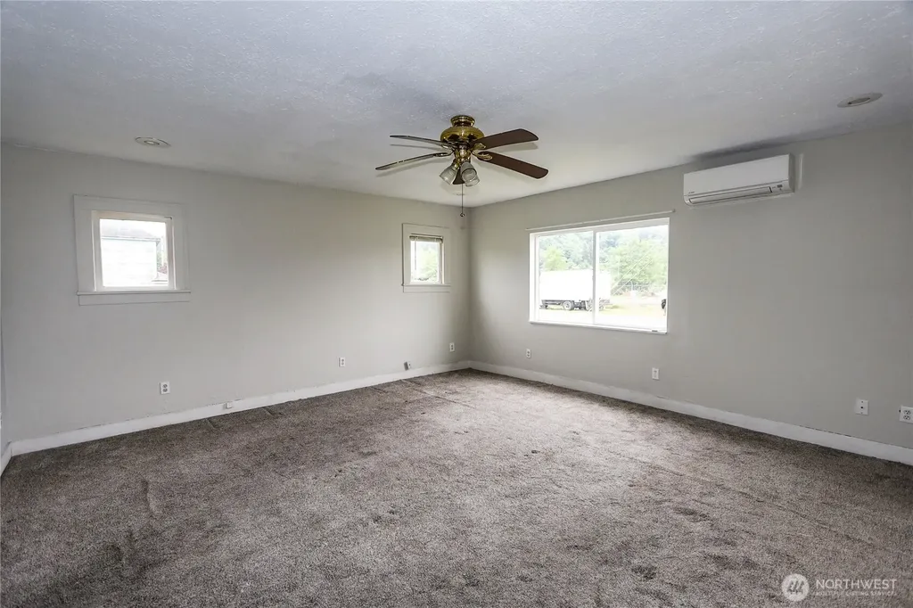 1111 Chenault Avenue Hoquiam WA 98550