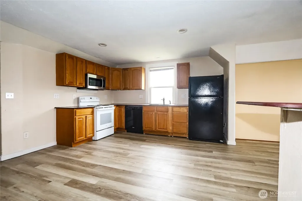 1111 Chenault Avenue Hoquiam WA 98550