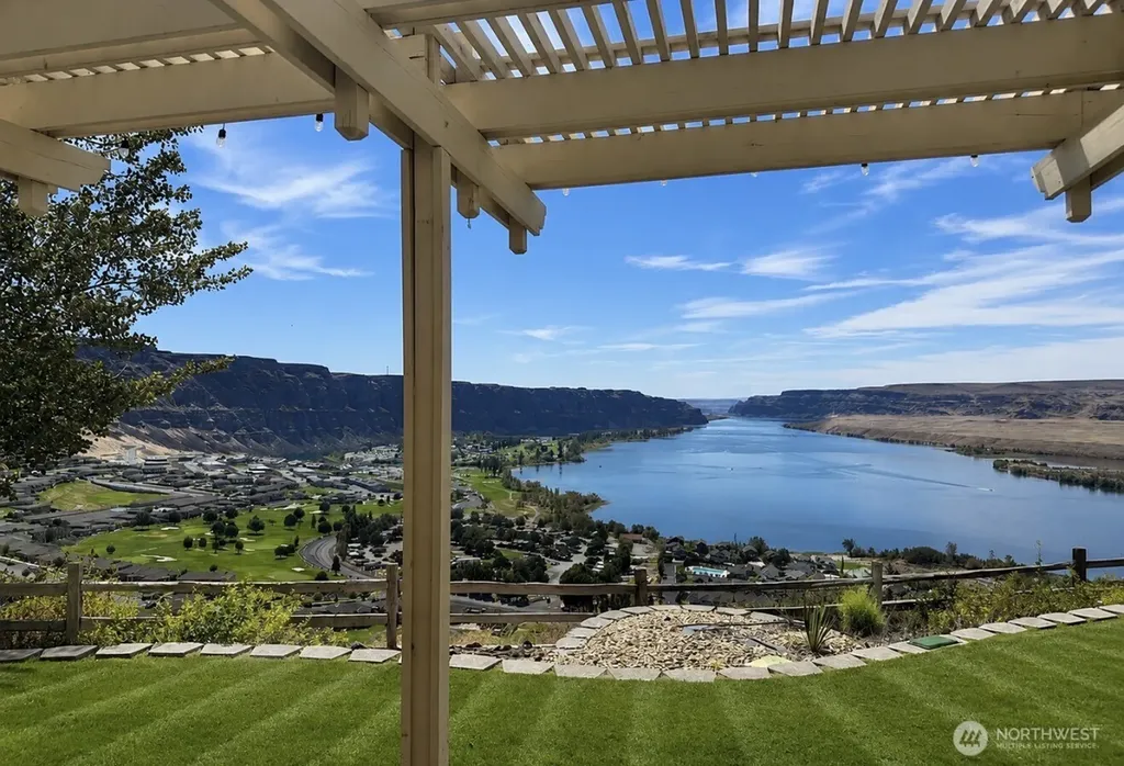 23821 Rd 9.7 NW Quincy WA 98848