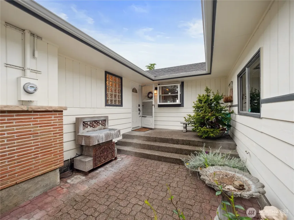 1119 Lake Vista Boulevard S Spanaway WA 98387