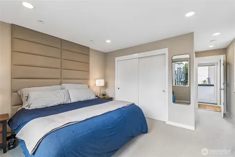 3665 Interlake Avenue N Seattle WA 98103