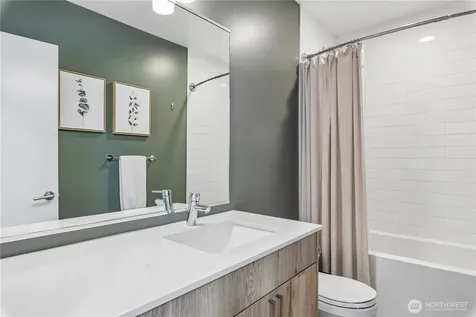 3665 Interlake Avenue N Seattle WA 98103