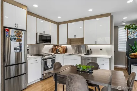 3665 Interlake Avenue N Seattle WA 98103