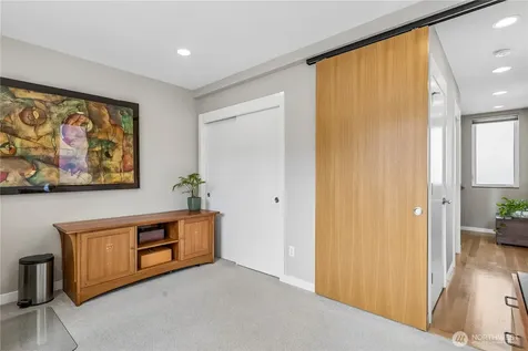 3665 Interlake Avenue N Seattle WA 98103