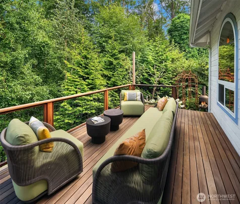 11314 Asta Lane SW Vashon WA 98070