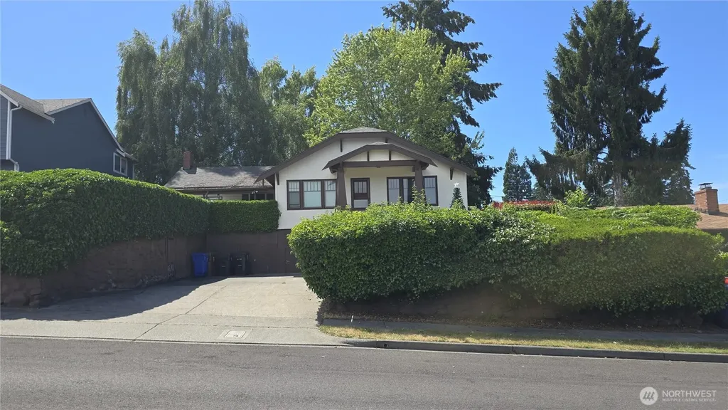 4622 N Defiance Street Tacoma WA 98407