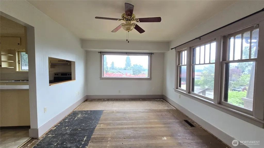 4622 N Defiance Street Tacoma WA 98407