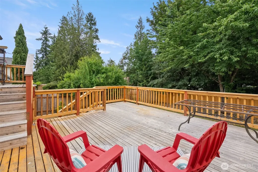 3085 Aegean Boulevard NE Bremerton WA 98311