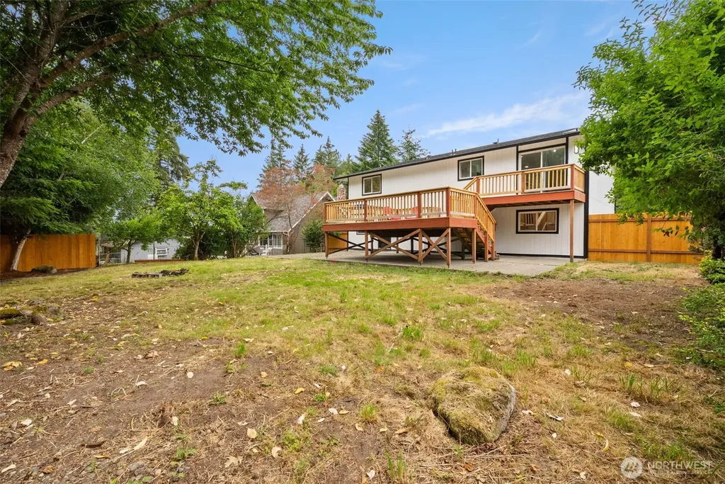 3085 Aegean Boulevard NE Bremerton WA 98311