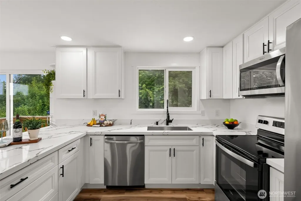 3085 Aegean Boulevard NE Bremerton WA 98311