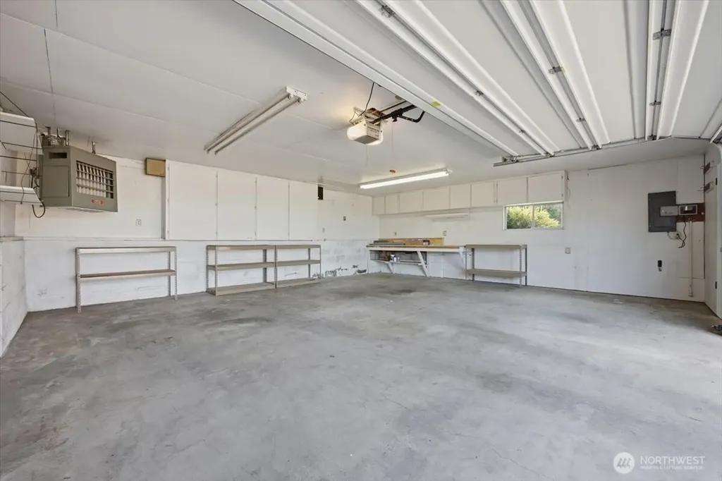933 Vine Avenue Sunnyside WA 98944