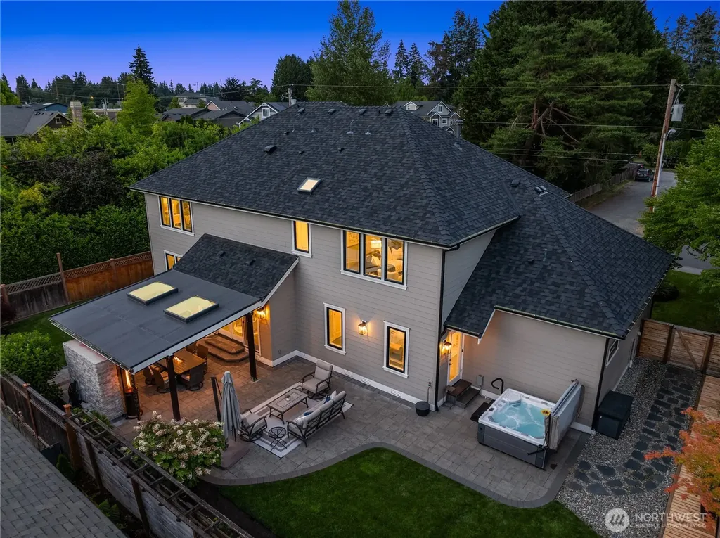 17655 86th Avenue NE Bothell WA 98011