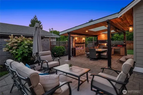 17655 86th Avenue NE Bothell WA 98011