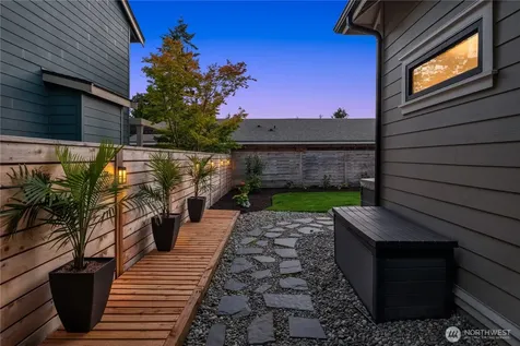 17655 86th Avenue NE Bothell WA 98011