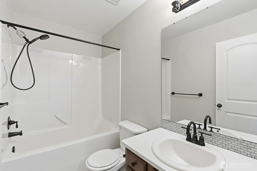 6974 Bailey Street SE Lacey WA 98513