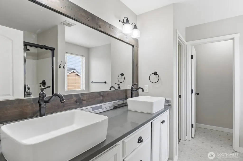 6974 Bailey Street SE Lacey WA 98513