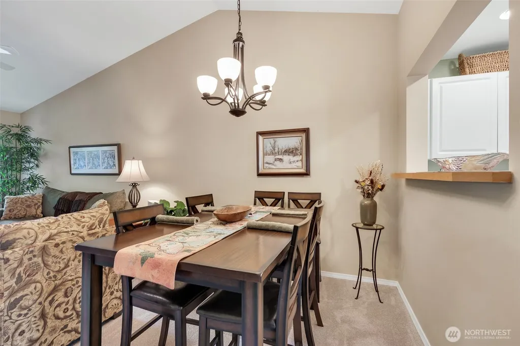 4304 S 220th Place Kent WA 98032
