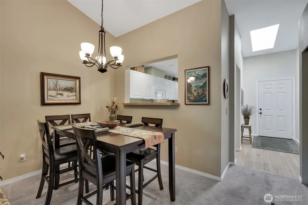 4304 S 220th Place Kent WA 98032