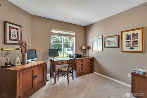 4304 S 220th Place Kent WA 98032