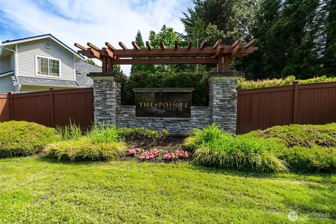 4304 S 220th Place Kent WA 98032