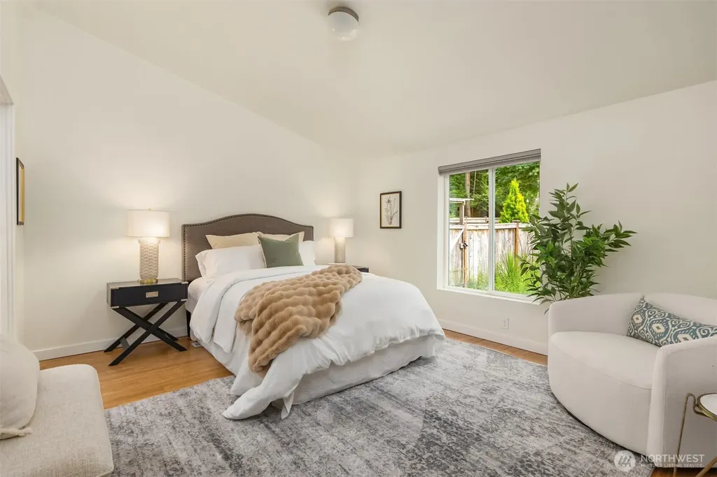 11727 Arrow Point Drive NE Bainbridge Island WA 98110