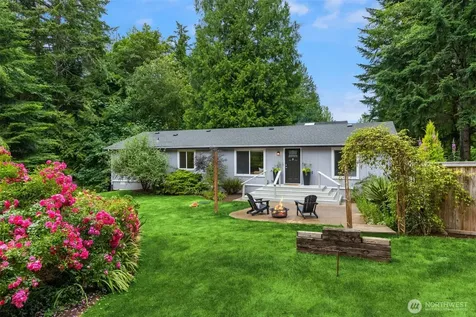 11727 Arrow Point Drive NE Bainbridge Island WA 98110