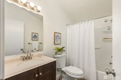 11727 Arrow Point Drive NE Bainbridge Island WA 98110