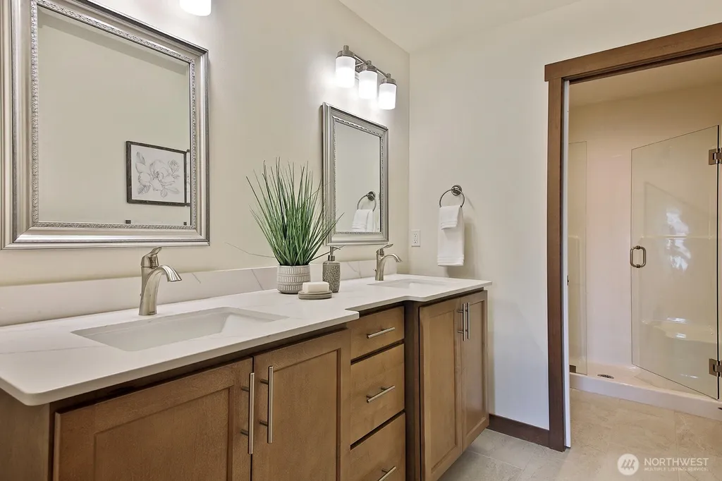 695 3rd Street Langley WA 98260