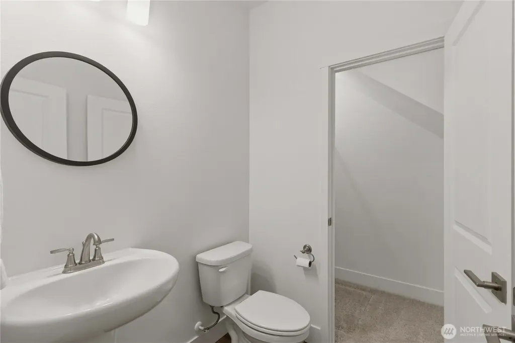 705 Pagget Avenue Winlock WA 98596