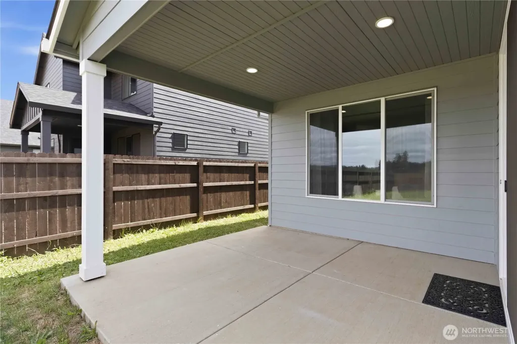 705 Pagget Avenue Winlock WA 98596