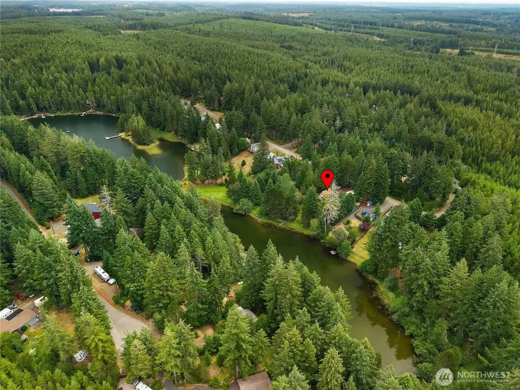 580 E Emerald Lake Drive E Grapeview WA 98546