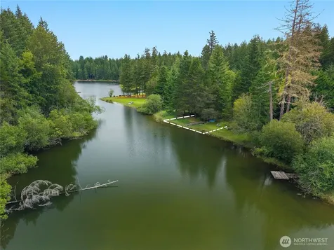580 E Emerald Lake Drive E Grapeview WA 98546