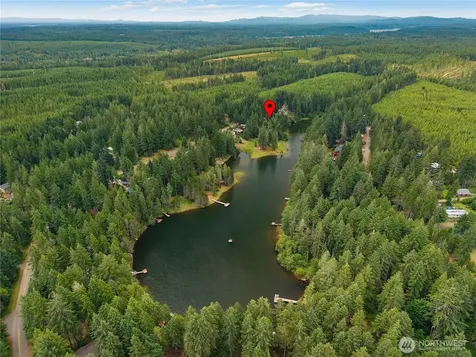 580 E Emerald Lake Drive E Grapeview WA 98546