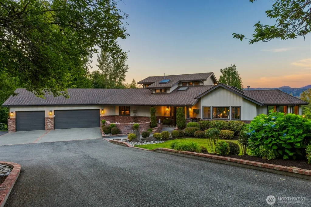 32440 SE 54th Street Fall City WA 98024